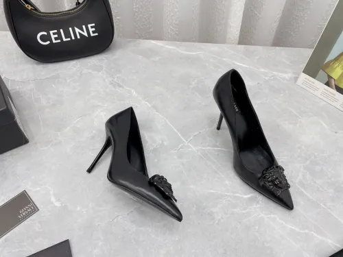 women heel shoes, heel 6.5cm,size 34-41, with box, SS70-1212
