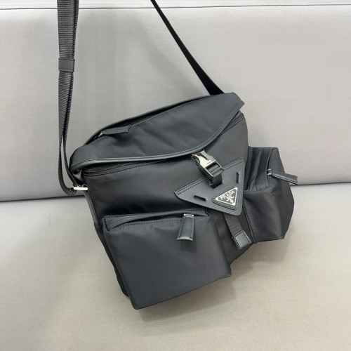 Nylon bag ,4A ,size 23X24cm,no box,  B88-44