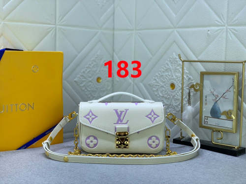 Canvas leather  bag ,5A,size 21.5x13.5x6cm, no box, B110-183