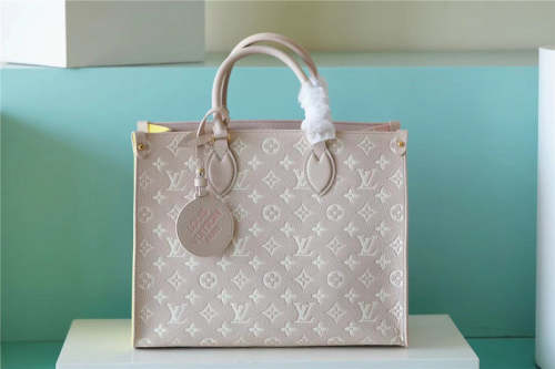 Leather bag ,AAAAA ,size 34*26*13cm,no box, B110-105