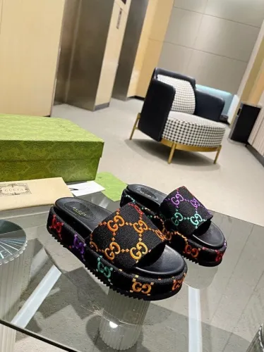 Flat sandals slippers , size 35-44 ,with box, SS60-1524