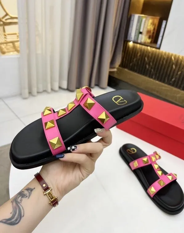 Flat leather sandals slippers , size 35-40 ,with box, SS70-1226-1231