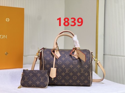 Split leather bag ,AAAA , size 25x15x15cm,no box,  B88-1839
