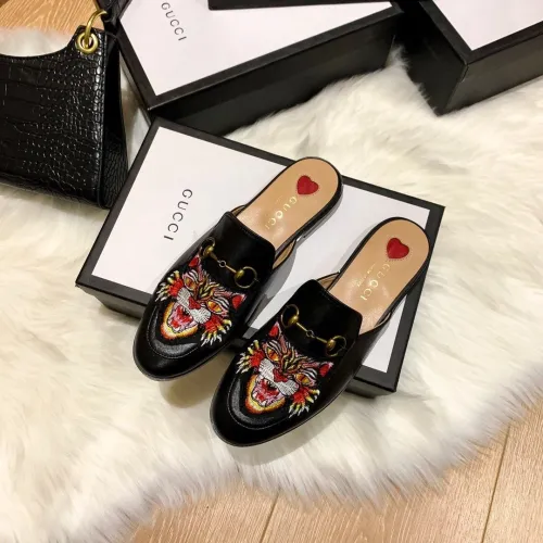 flat sandals slippers shoes  size 35-44, with box, SS60-771