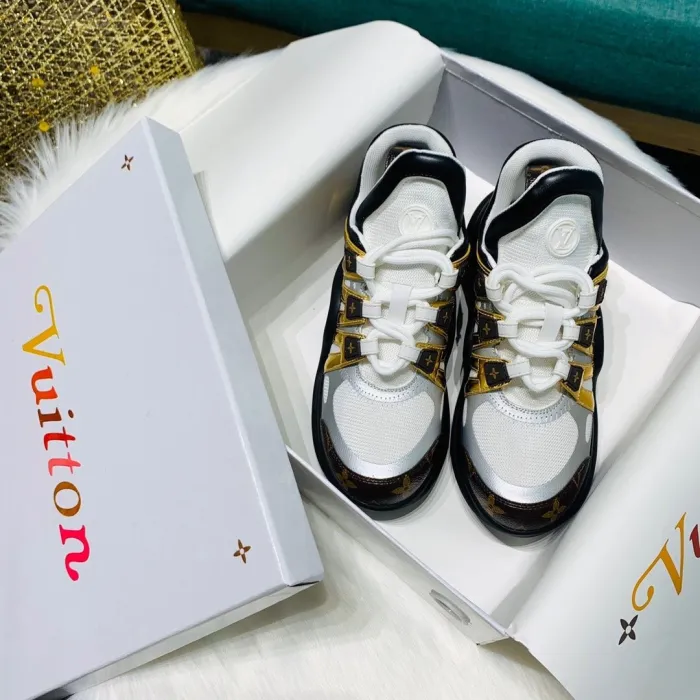 women  leather shoes ,  size 35-41, SS98-101-111