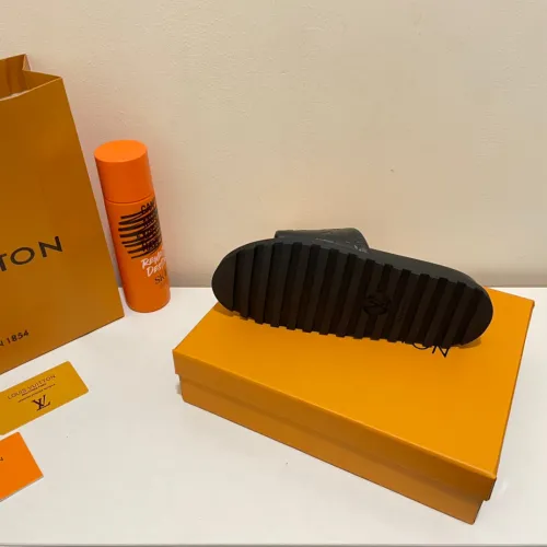 Flat leather sandals slippers , size 35-40 ,with box, SS50-940-942