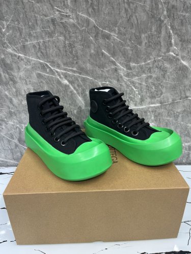 High quality women's men flat shoes,size 34-45, SS110-25