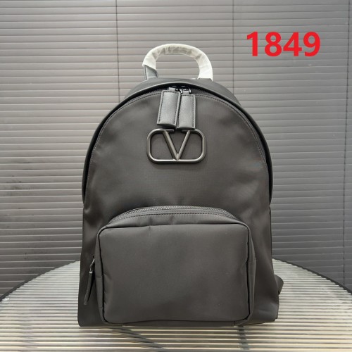 Nylon bag ,AAAA ,size 40x33cm,no box,  B88-1849