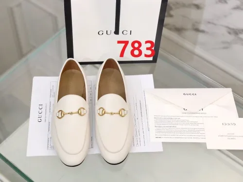 flat shoes  size 35-44, with box, SS60-783