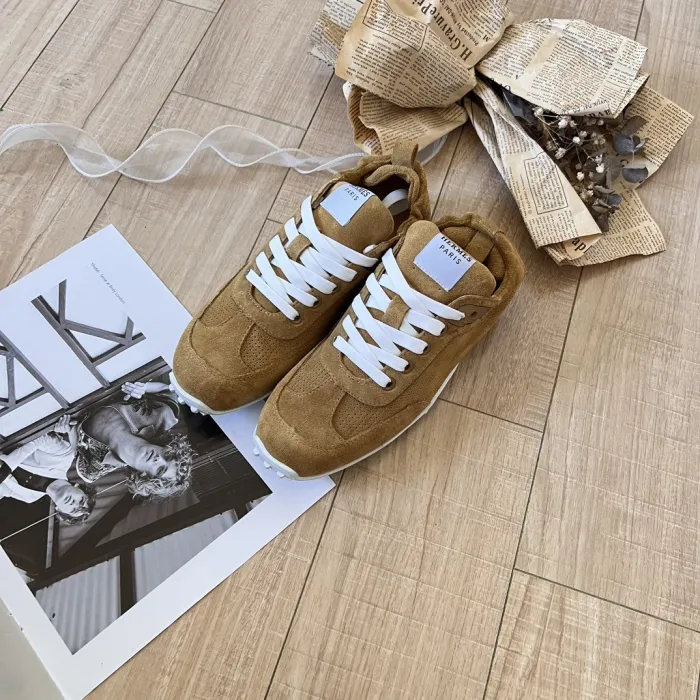 Women runner flat shoes,  size 35-40, SS70-2038-2039