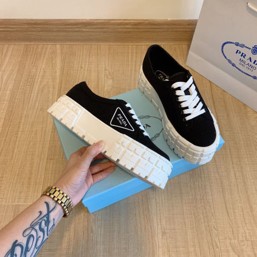 Women runner flat shoes,  size 35-40, SS60-2323-2324