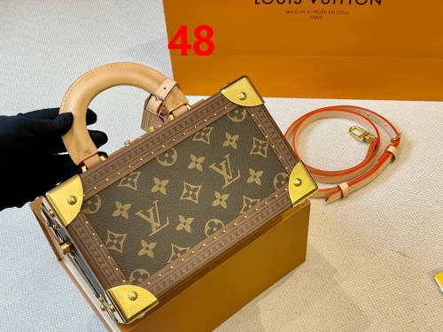 Leather neverfull  bag ,5A . size 22*13cm ,no box, B130-48