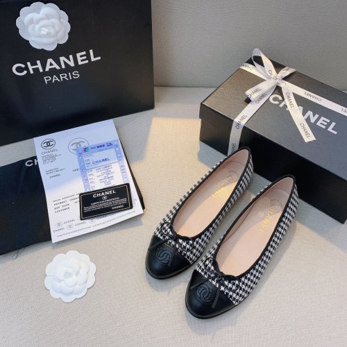women flat ballet shoes, size 35-42,  with box, SS50-776