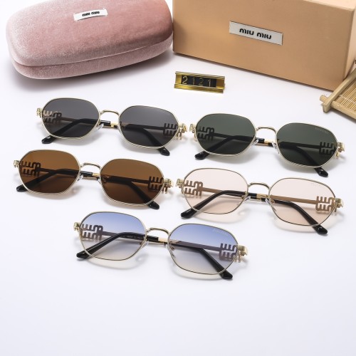 Blue light blocking sunglasses with the box and case ,G25-1157-1161