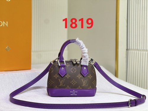 Split leather bag ,AAAA , size 18x12x8cm,no box,  B88-1819