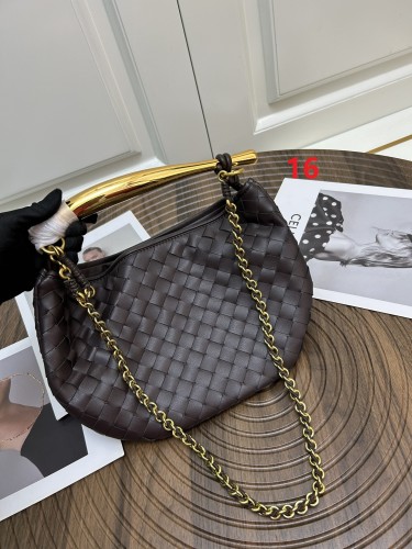 Leather bag ,5A ,size 20x33x4cm,no box,  B110-16