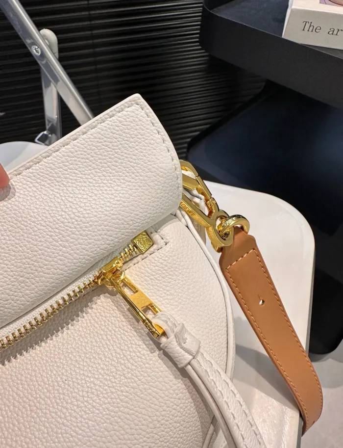 Split leather bag ,3A ,size 24x15cm,no box,  B75-3041