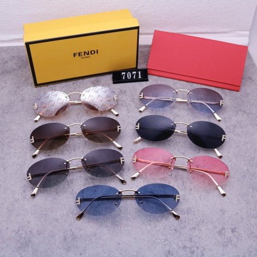Blue light blocking sunglasses with the box and case ,G25-234-240
