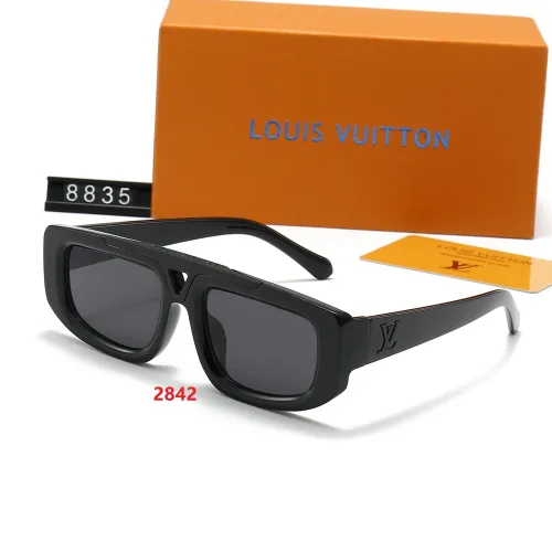 Blue light blocking sunglasses with the box and case ,G25-2842-2850