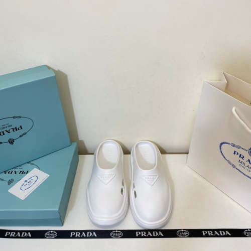 Flat sandals slippers , size 35-45 ,with box, SS50-1007