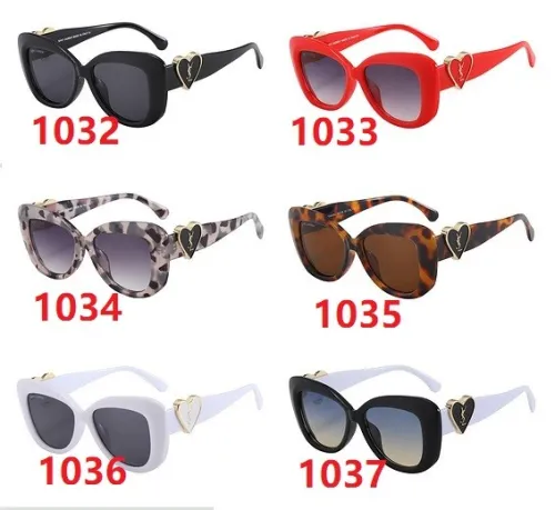 Blue light blocking sunglasses with the box and case ,G25-1032-1037