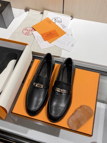 Women flat shoes, size 34-42, with box, SS70-1085