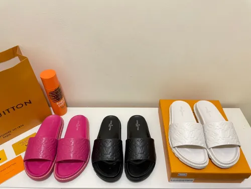 Flat leather sandals slippers , size 35-40 ,with box, SS50-940-942
