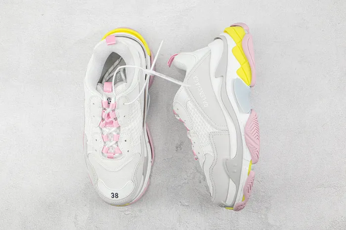 AAAAA quality，Air-cushion sole women's casual shoes sneakers ，size 35-40,SS120-95