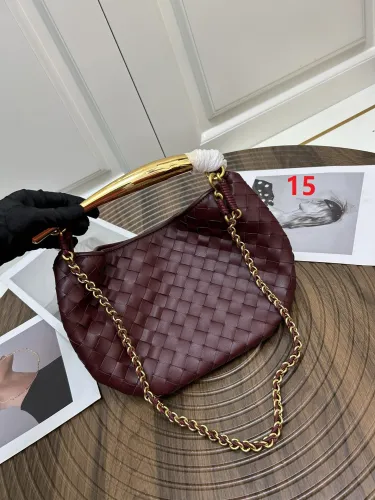 Leather bag ,5A ,size 20x33x4cm,no box,  B110-15