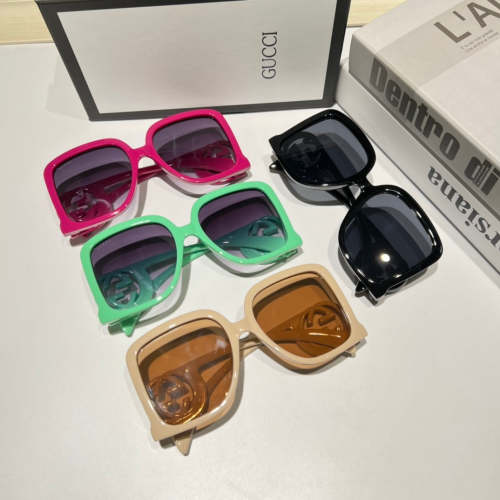 Blue light blocking sunglasses with the box and case ,G25-2365-2368
