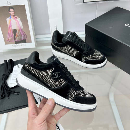Women flat rhinestone casual  shoes,  size 35-40,   SS80-462