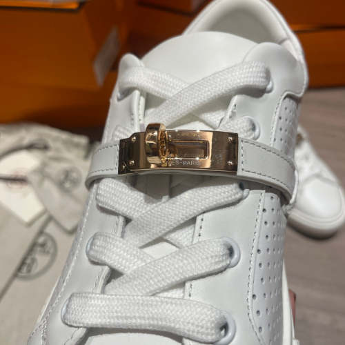 women flat sneakers shoes, size 35-40,with box , SS80-376-377