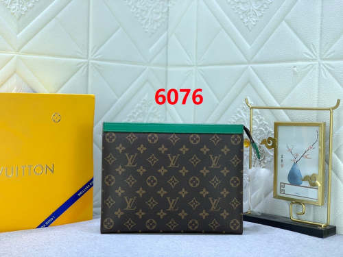 Leather bag ,5A , size 27x21x6cm ,no box,  B68-6076