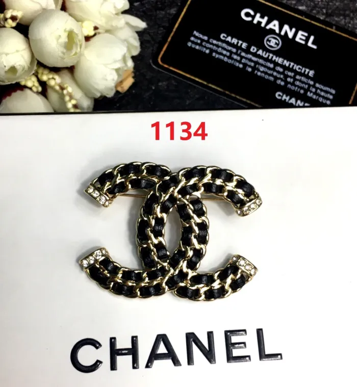 brooch jewelry ,with box, J25-1134