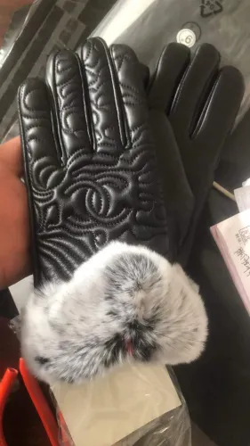 Women's fur leather gloves, with box