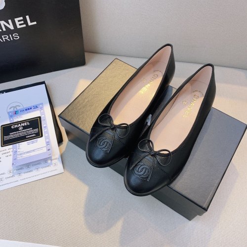 women flat ballet shoes, size 35-42,  with box, SS50-773