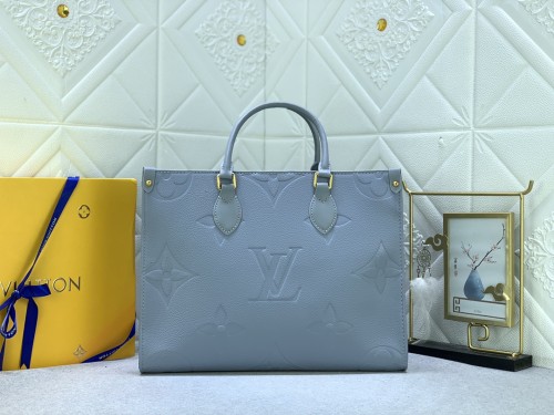 Leather bag ,5A ,size 34x26x13cm,no box,  B110-276