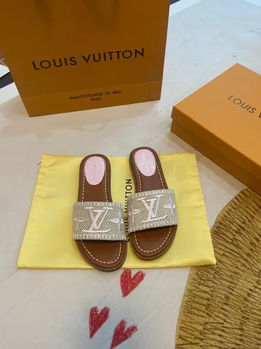 Flat leather sandals slippers , size 35-41 ,with box, SS50-920
