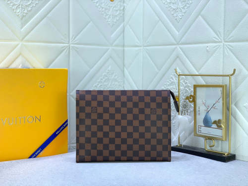 Leather bag ,5A , size 26x20x5cm ,no box,  B68-6072