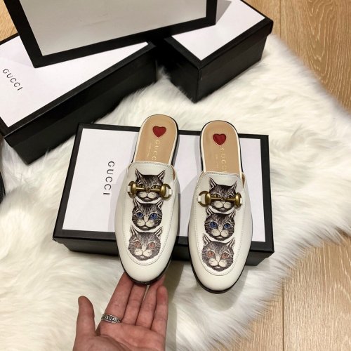 flat sandals slippers shoes  size 35-44, with box, SS60-773