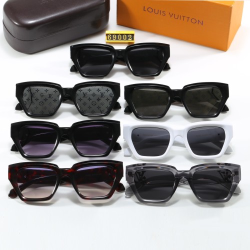 Blue light blocking sunglasses with the box and case ,G25-557-563