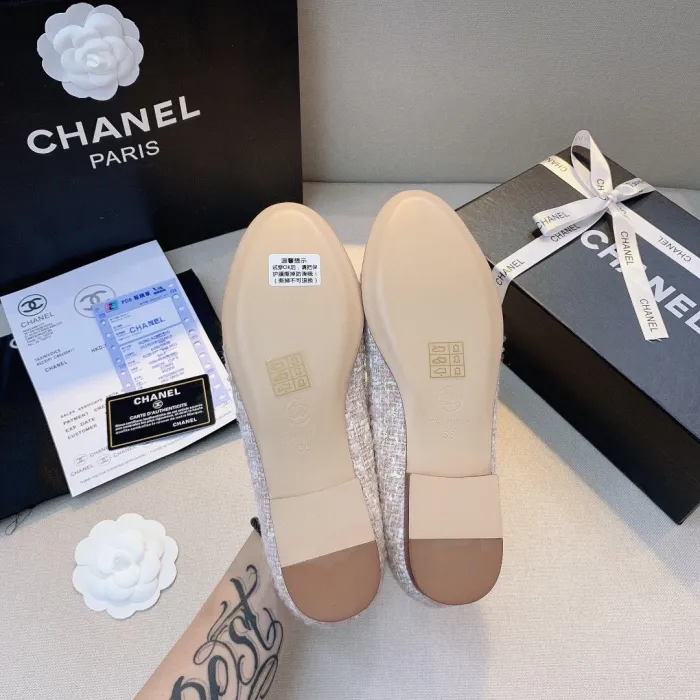 women flat ballet shoes, size 35-42,  with box, SS50-763