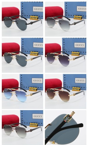 Blue light blocking sunglasses with the box and case ,G25-809-815