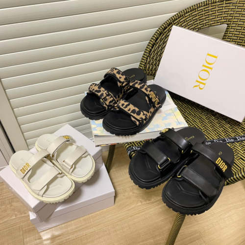 Flat leather sandals slippers , size 35-41 ,with box, SS60-1616-1618
