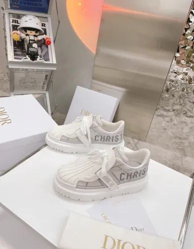 Women flat sneakers shoes, size 35-40, with box, SS88-389-391