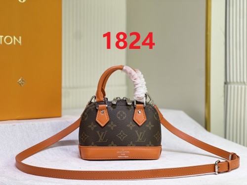 Split leather bag ,AAAA , size 18x12x8cm,no box,  B88-1824