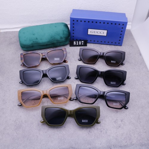 Blue light blocking sunglasses with the box and case ,G25-466-472