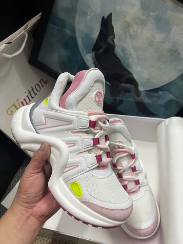 women sneakers shoes, size 35-41 , SS98-320-322