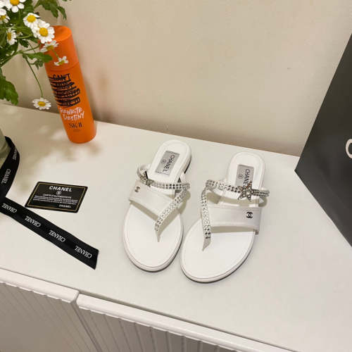 Flat leather sandals slippers , size 35-40 , with box, SS60-1328