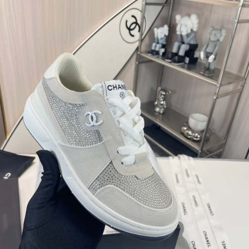 Women flat rhinestone casual  shoes,  size 35-40,   SS80-461